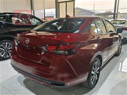 نيسان فيرسا